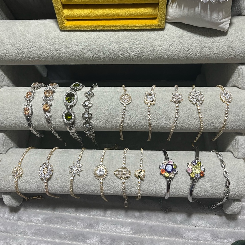 Tennis bracelets listing - Picture 4 of 7